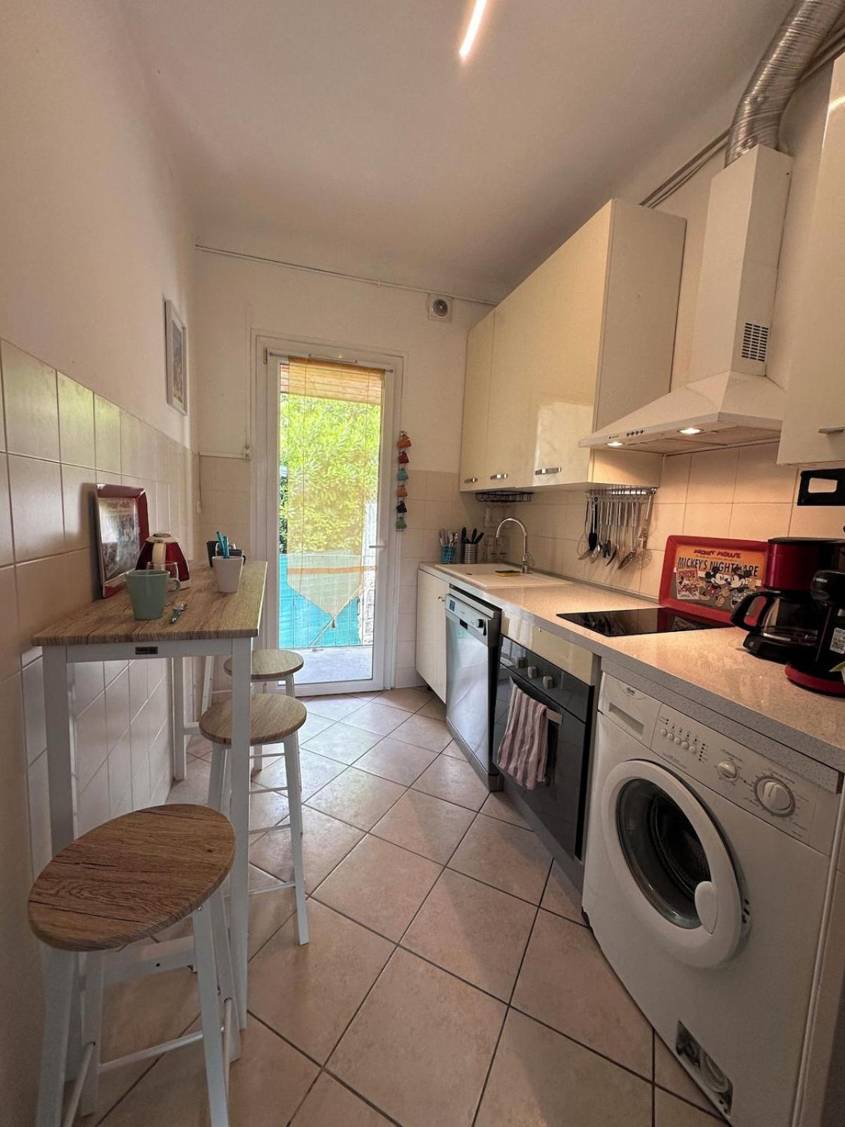 Appartement Dans Villa Roi Soleil อองทีบส์ ภายนอก รูปภาพ